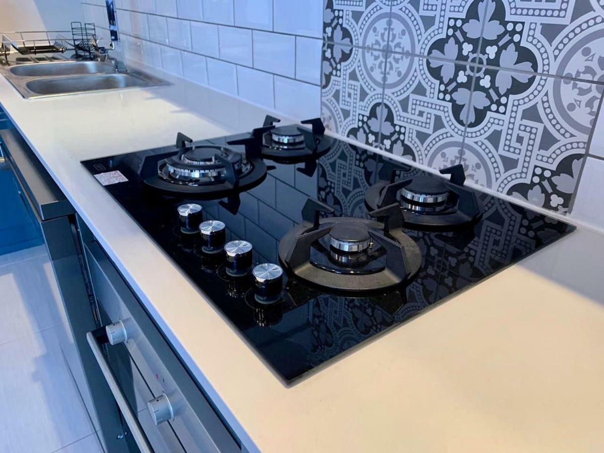 Oyster Lagoon Villa - Luxurious 2 Bed Apartment In 나이스나 외부 사진