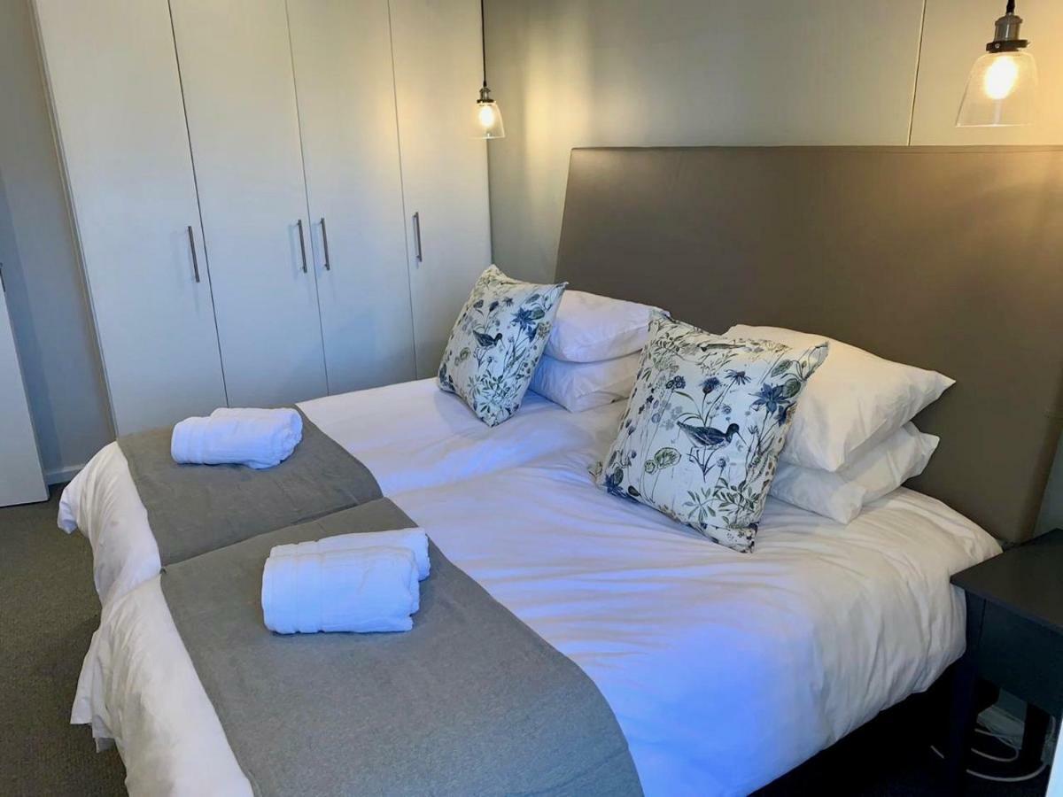 Oyster Lagoon Villa - Luxurious 2 Bed Apartment In 나이스나 외부 사진
